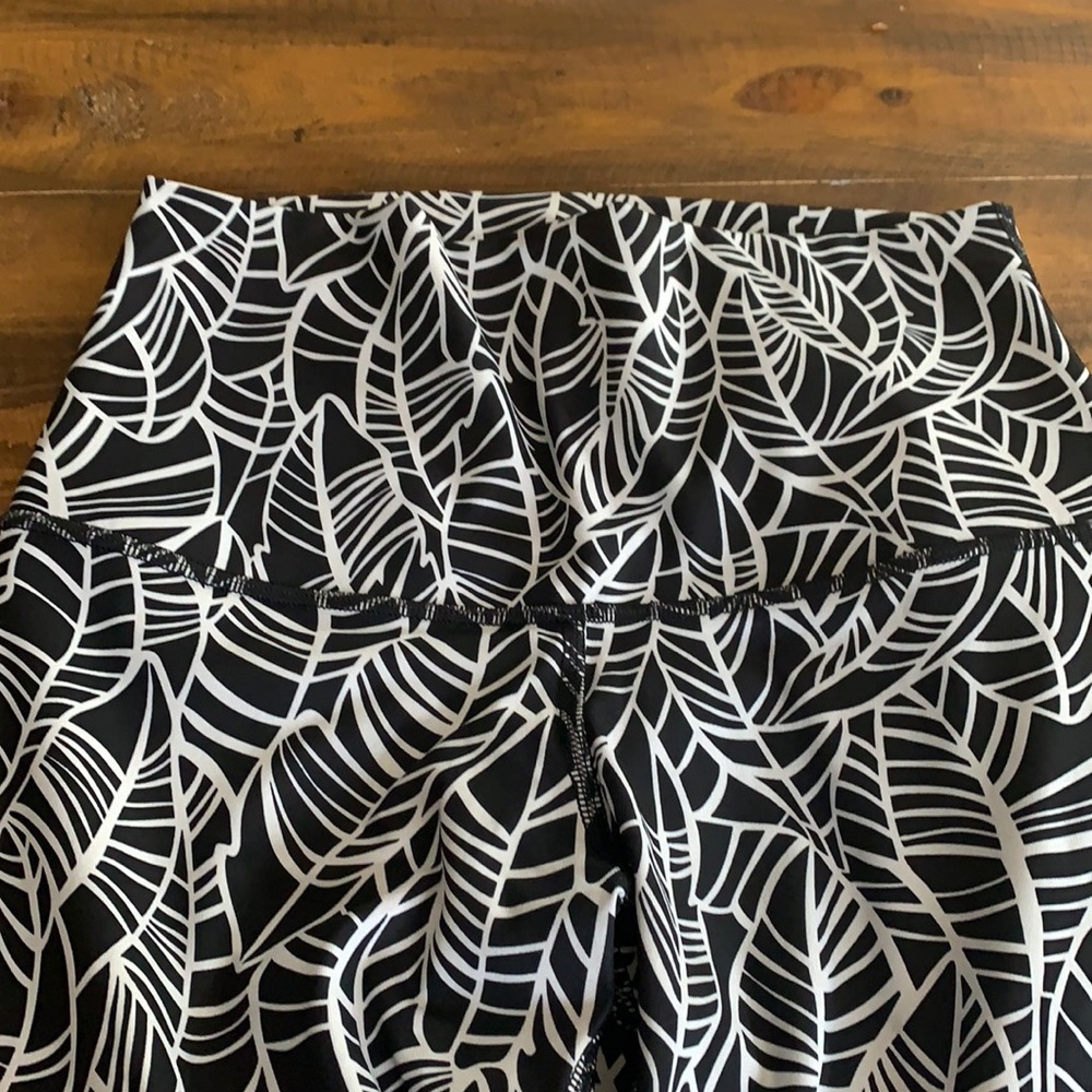 lululemon wunder unders